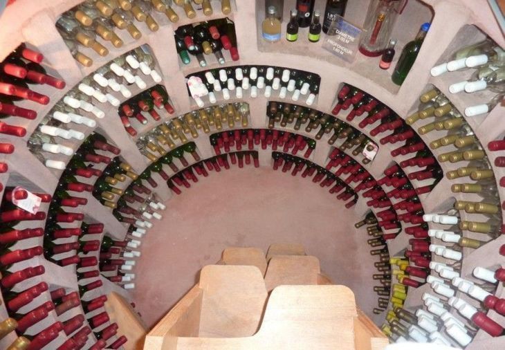 COMPACT WINE CELLAR
